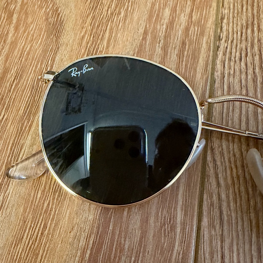 Ray-Ban Icons 50mm Round Metal Sunglasses - Picture 4 of 7